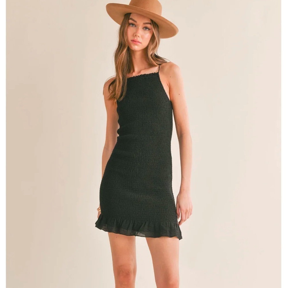 Sadie & Sage Black Ruched Square Neck Halter Style Mini Summer Dress Size M NEW